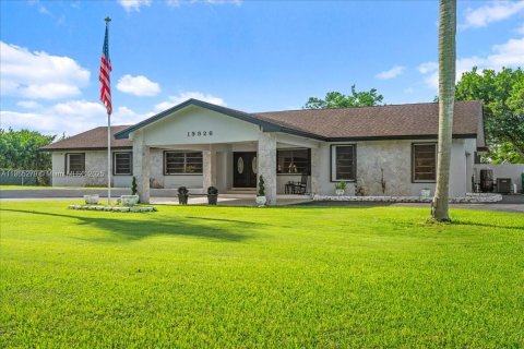 Villa ou maison à vendre à Homestead, Floride: 3 chambres, 289.02 m2 № 1979138 - photo 2