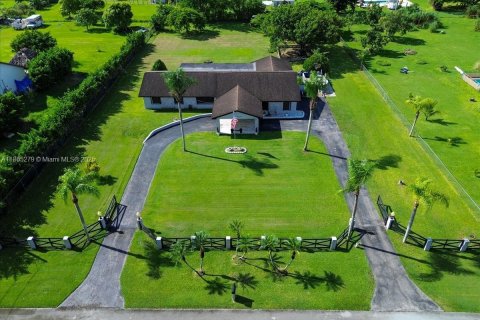 Villa ou maison à vendre à Homestead, Floride: 3 chambres, 289.02 m2 № 1979138 - photo 21