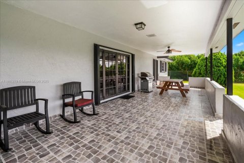 Villa ou maison à vendre à Homestead, Floride: 3 chambres, 289.02 m2 № 1979138 - photo 14