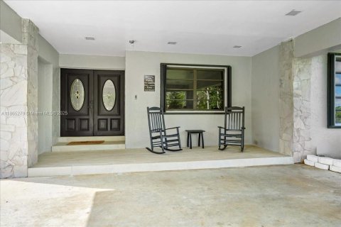 Villa ou maison à vendre à Homestead, Floride: 3 chambres, 289.02 m2 № 1979138 - photo 6