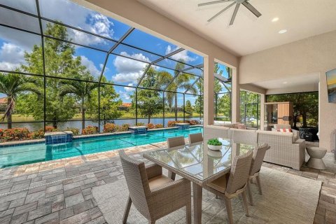 House in Lakewood Ranch, Florida 4 bedrooms, 303.79 sq.m. № 2413603 - photo 28
