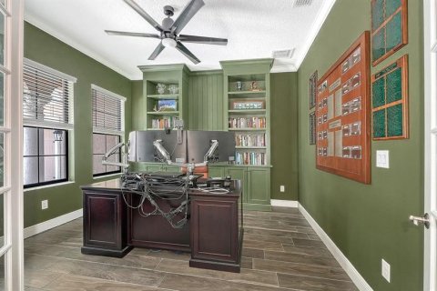 House in Lakewood Ranch, Florida 4 bedrooms, 303.79 sq.m. № 2413603 - photo 10
