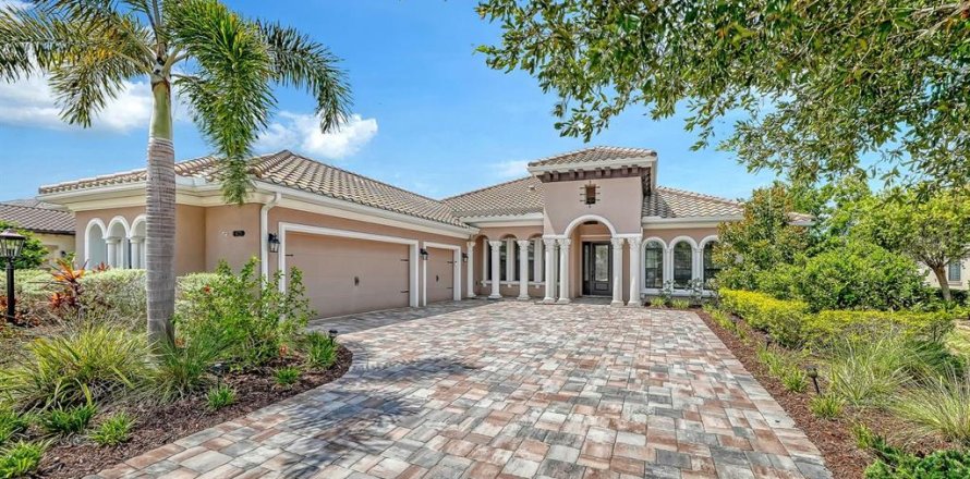 House in Lakewood Ranch, Florida 4 bedrooms, 303.79 sq.m. № 2413603
