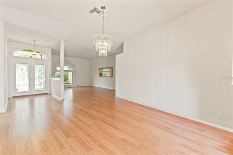 House in Spring Hill, Florida 3 bedrooms, 246.56 sq.m. № 1803087 - photo 9
