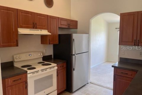 Casa en venta en Kissimmee, Florida, 3 dormitorios, 162.21 m2 № 1833504 - foto 2