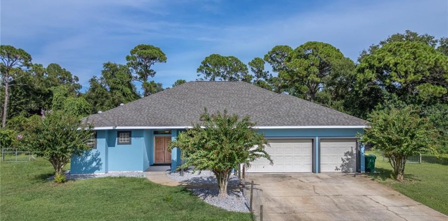 Casa en Mims, Florida 3 dormitorios, 236.53 m2 № 1902424