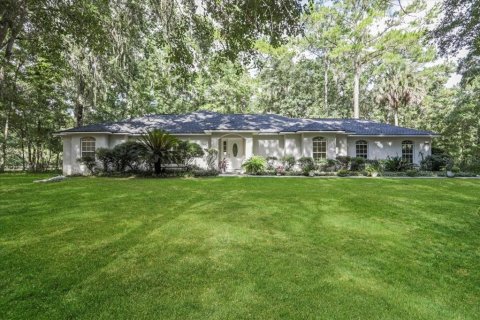 House in Reddick, Florida 3 bedrooms, 166.02 sq.m. № 1884526 - photo 1