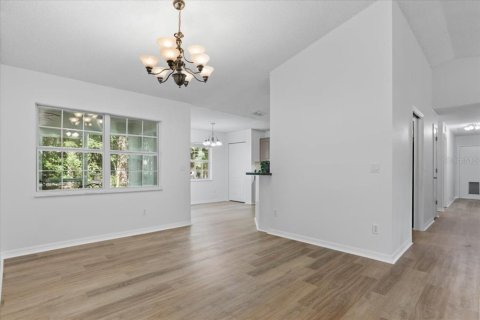 House in Reddick, Florida 3 bedrooms, 166.02 sq.m. № 1884526 - photo 11