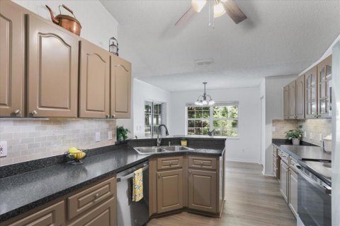 House in Reddick, Florida 3 bedrooms, 166.02 sq.m. № 1884526 - photo 16