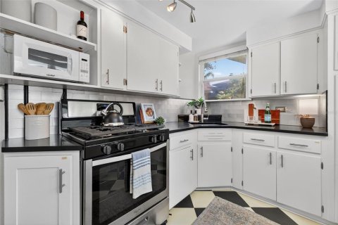 Casa en venta en Saint Petersburg, Florida, 2 dormitorios, 78.5 m2 № 1904840 - foto 16