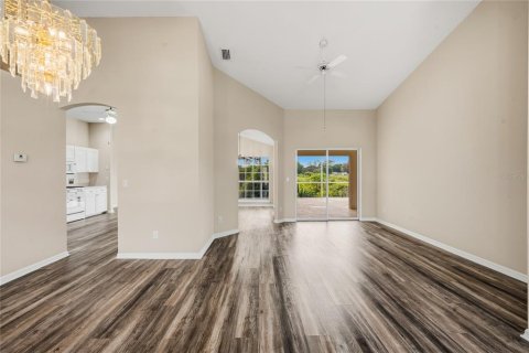 House in DeBary, Florida 3 bedrooms, 183.2 sq.m. № 2226407 - photo 7
