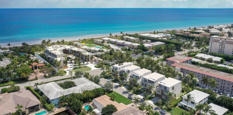 Casa en Delray Beach, Florida 4 dormitorios, 365.01 m2 № 450511