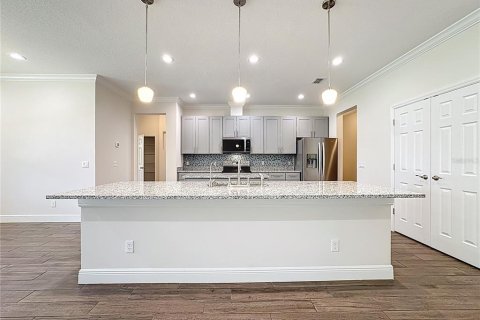Casa en venta en Orlando, Florida, 4 dormitorios, 271.92 m2 № 1911497 - foto 8