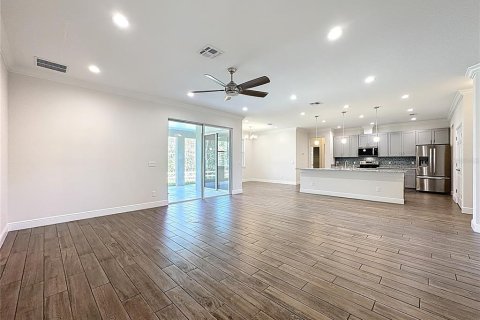 Casa en venta en Orlando, Florida, 4 dormitorios, 271.92 m2 № 1911497 - foto 7