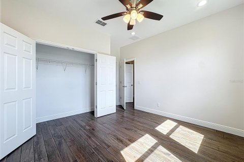 Casa en venta en Orlando, Florida, 4 dormitorios, 271.92 m2 № 1911497 - foto 14