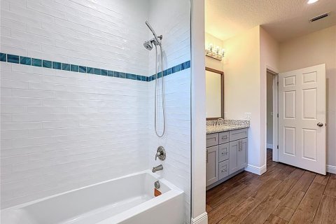 Casa en venta en Orlando, Florida, 4 dormitorios, 271.92 m2 № 1911497 - foto 19