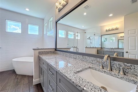 Casa en venta en Orlando, Florida, 4 dormitorios, 271.92 m2 № 1911497 - foto 25