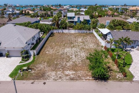 Land in Tierra Verde, Florida № 1616129 - photo 2