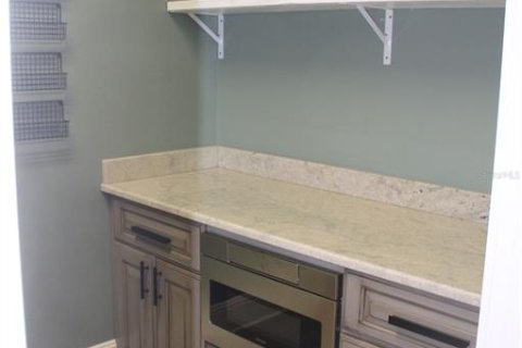 Купить виллу или дом в Гроувленд, Флорида 9 комнат, 341.97м2, № 1558581 - фото 25