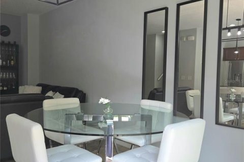 Купить таунхаус в Орландо, Флорида 8 комнат, 150.22м2, № 2096870 - фото 10