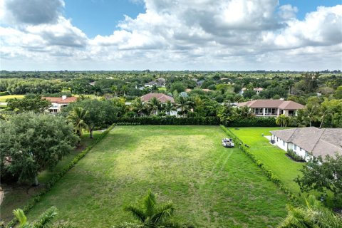 Land in Davie, Florida № 1863255 - photo 1