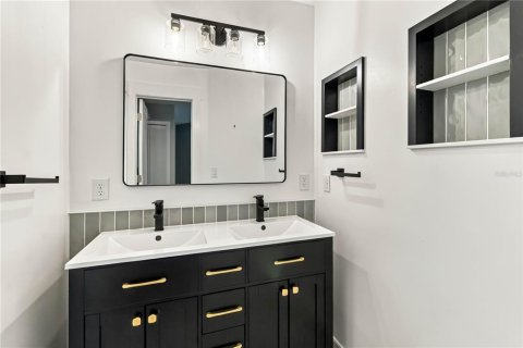 Casa en venta en Valrico, Florida, 4 dormitorios, 238.57 m2 № 2273304 - foto 23