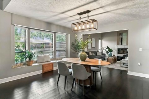 Casa en venta en Valrico, Florida, 4 dormitorios, 238.57 m2 № 2273304 - foto 6