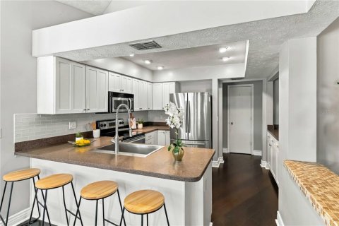 Casa en venta en Valrico, Florida, 4 dormitorios, 238.57 m2 № 2273304 - foto 10