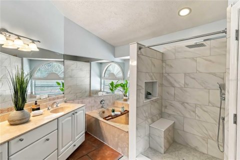Casa en venta en Valrico, Florida, 4 dormitorios, 238.57 m2 № 2273304 - foto 15