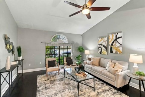 Casa en venta en Valrico, Florida, 4 dormitorios, 238.57 m2 № 2273304 - foto 3