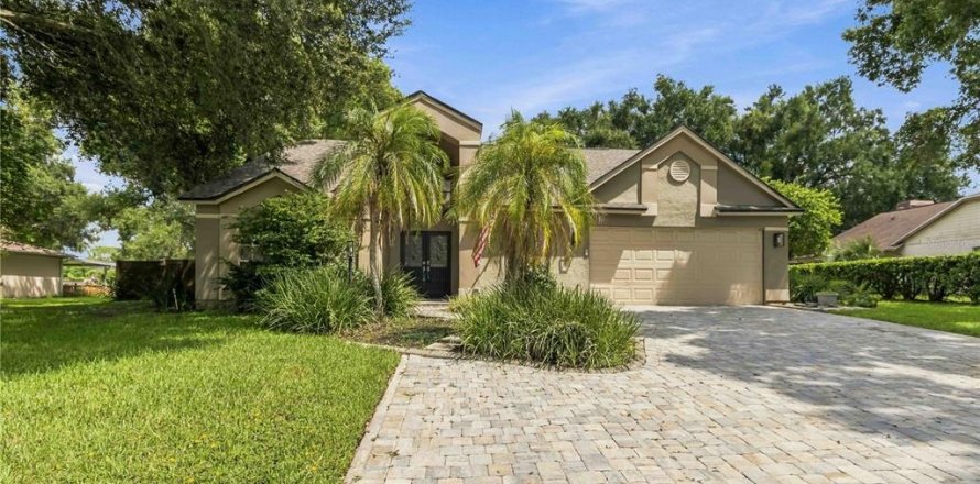 Casa en Valrico, Florida 4 dormitorios, 238.57 m2 № 2273304