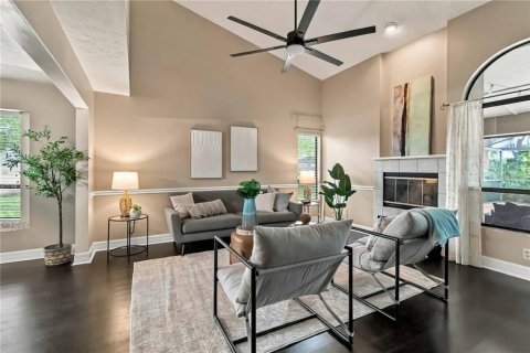 Casa en venta en Valrico, Florida, 4 dormitorios, 238.57 m2 № 2273304 - foto 8