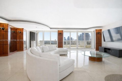 Купить кондоминиум в Майами, Флорида 2 спальни, 140.19м2, № 2046858 - фото 7