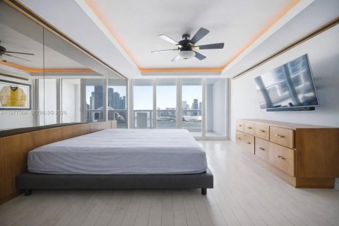 Купить кондоминиум в Майами, Флорида 2 спальни, 140.19м2, № 2046858 - фото 18