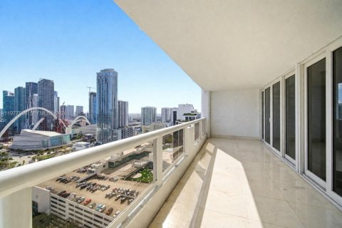 Купить кондоминиум в Майами, Флорида 2 спальни, 140.19м2, № 2046858 - фото 12