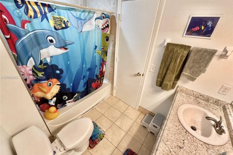 Touwnhouse à louer à Coconut Creek, Floride: 3 chambres, 146.14 m2 № 2068064 - photo 28