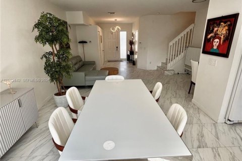 Touwnhouse à louer à Coconut Creek, Floride: 3 chambres, 146.14 m2 № 2068064 - photo 6