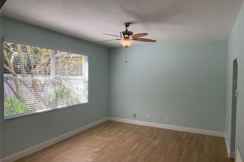 Villa ou maison à louer à Orlando, Floride: 3 chambres, 197.88 m2 № 2115064 - photo 14