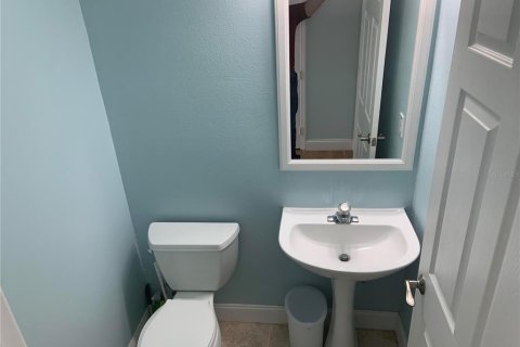 Villa ou maison à louer à Orlando, Floride: 3 chambres, 197.88 m2 № 2115064 - photo 5