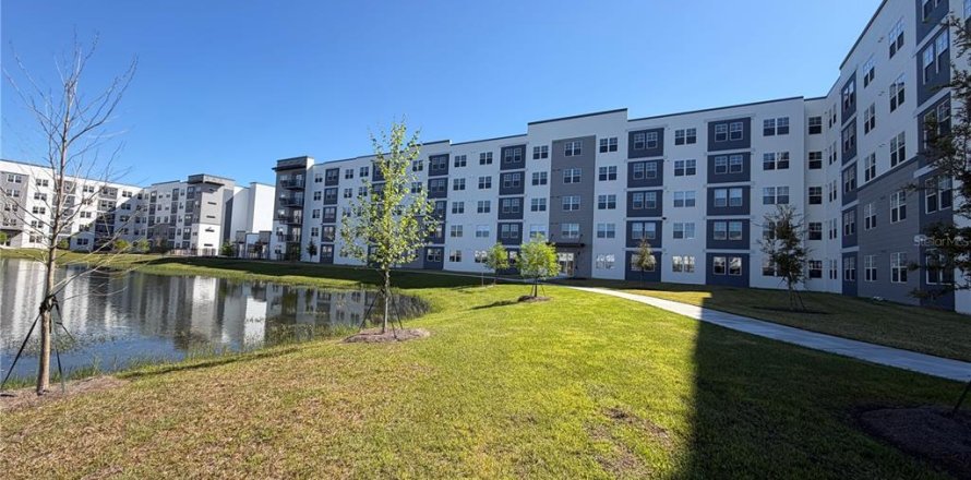 Condo in Orlando, Florida, 2 bedrooms № 2102017