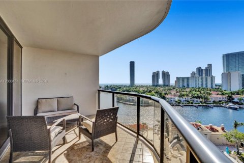 Condo in Aventura, Florida, 2 bedrooms  № 2069203 - photo 4