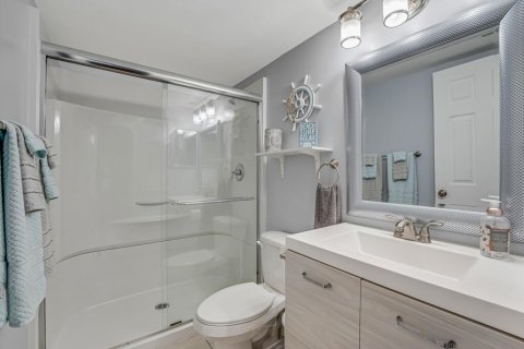 Condo in West Palm Beach, Florida, 2 bedrooms № 2185136 - photo 21
