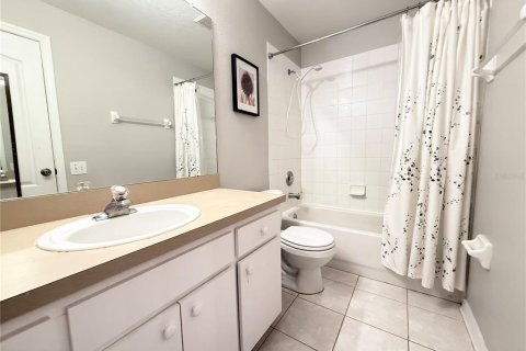 House in Wesley Chapel, Florida 4 bedrooms, 181.72 sq.m. № 1583296 - photo 11