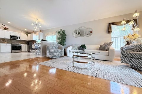 House in Wesley Chapel, Florida 4 bedrooms, 181.72 sq.m. № 1583296 - photo 2