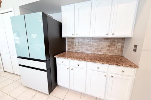 House in Wesley Chapel, Florida 4 bedrooms, 181.72 sq.m. № 1583296 - photo 5