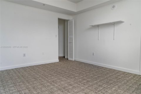 Купить кондоминиум в Майами, Флорида 1 спальня, 73.95м2, № 2168150 - фото 14