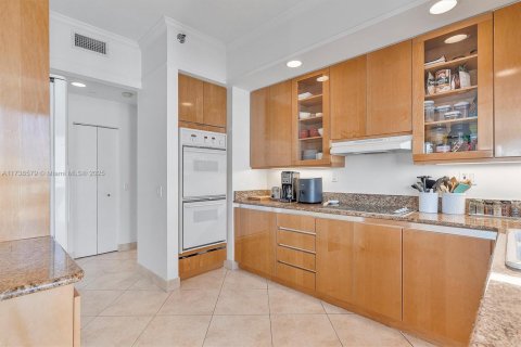 Condo in Aventura, Florida, 3 bedrooms  № 1703987 - photo 10