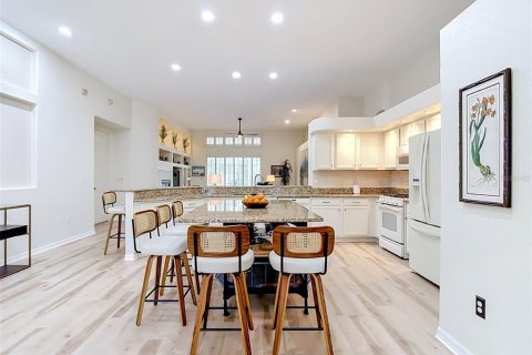 Villa ou maison à vendre à Lutz, Floride: 4 chambres, 271.92 m2 № 2095616 - photo 15