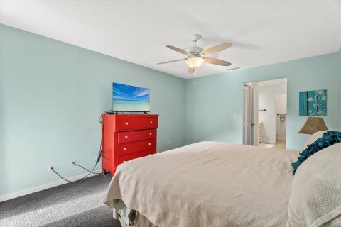 House in Sarasota, Florida 2 bedrooms, 127.65 sq.m. № 2393933 - photo 15