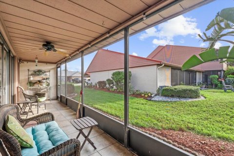 House in Sarasota, Florida 2 bedrooms, 127.65 sq.m. № 2393933 - photo 19